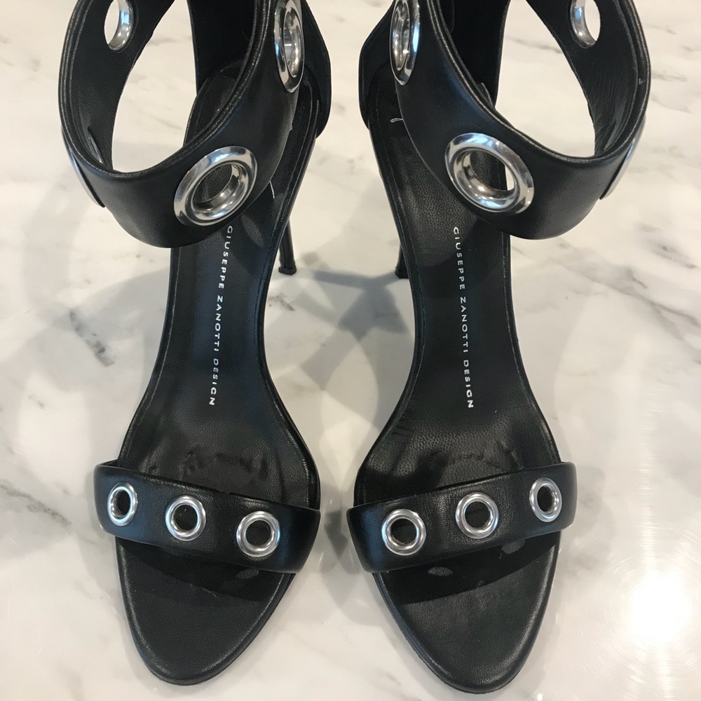 Giuseppe Zanotti Grommet Leather Sandals Size 37 - Picture 2 of 8